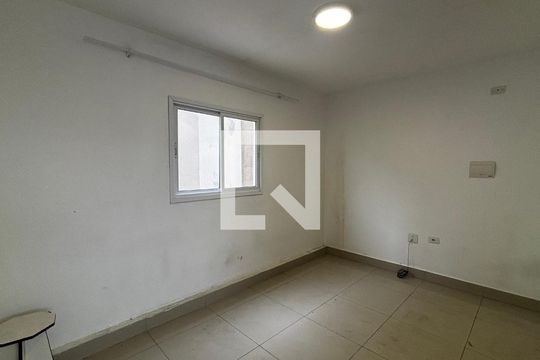 Sala de apartamento para alugar com 2 quartos, 47m² em Vila Guaraciaba, Santo André