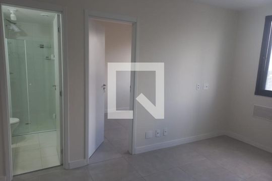 Sala de apartamento para alugar com 2 quartos, 34m² em Butantã, São Paulo