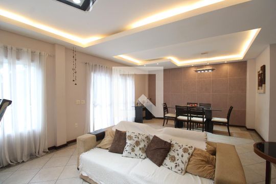 Sala de casa de condomínio à venda com 4 quartos, 215m² em Jacarepaguá, Rio de Janeiro