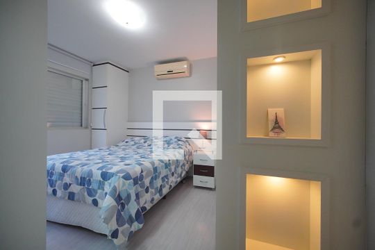 Suíte de apartamento para alugar com 3 quartos, 99m² em Capoeiras, Florianópolis