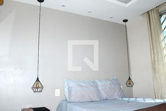 Quarto 1 de apartamento à venda com 2 quartos, 51m² em Pousada Santo Antonio, Belo Horizonte