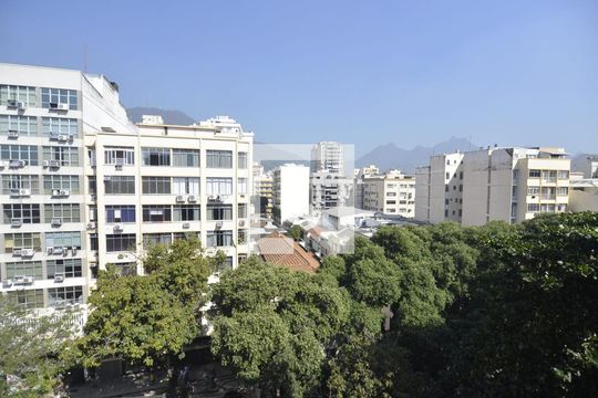 Sala de apartamento à venda com 3 quartos, 123m² em Tijuca, Rio de Janeiro