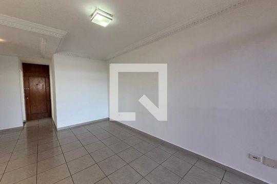 Sala de apartamento para alugar com 2 quartos, 80m² em Tamboré, Barueri