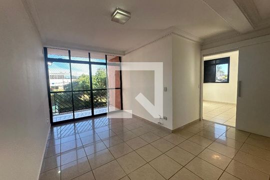 Sala de apartamento para alugar com 2 quartos, 80m² em Tamboré, Barueri