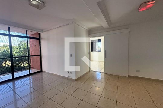 Sala de apartamento para alugar com 2 quartos, 80m² em Tamboré, Barueri