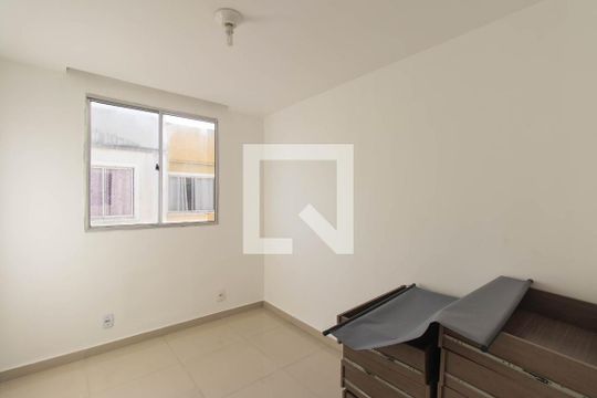 Quarto 1 de apartamento para alugar com 2 quartos, 46m² em Nova Cidade, São Gonçalo