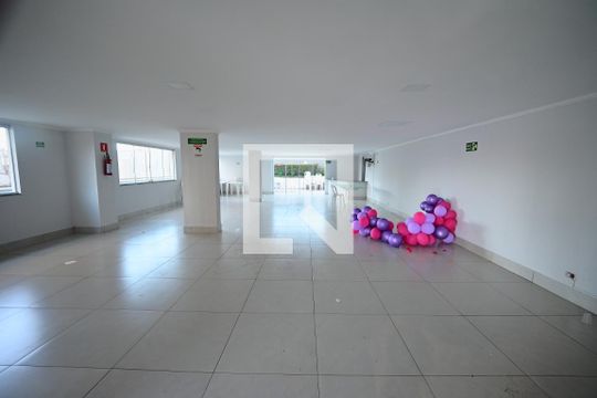 Apartamento à venda com 2 quartos, 58m² em Jardim Nova Era, Goiânia