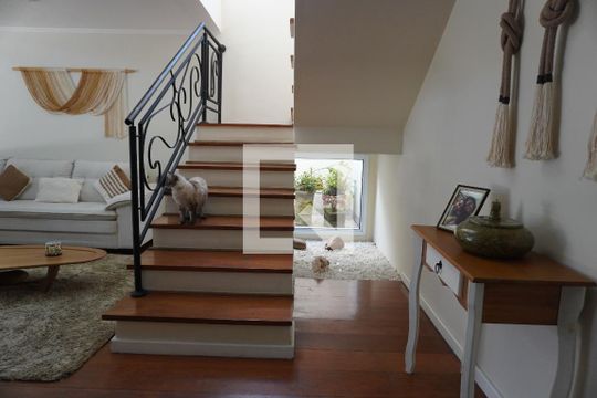 Detalhe Sala de casa de condomínio à venda com 4 quartos, 313m² em Morada das Flores (aldeia da Serra), Barueri