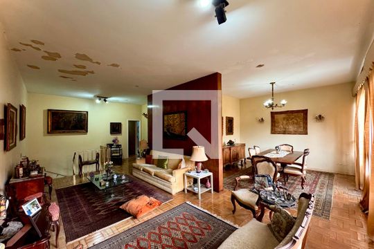 Casa à venda com 4 quartos, 328m² em Laranjeiras, Rio de Janeiro