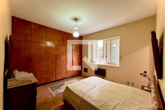 Casa à venda com 4 quartos, 328m² em Laranjeiras, Rio de Janeiro