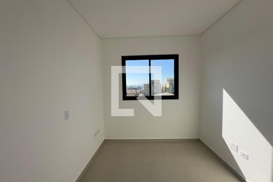 Quarto de apartamento para alugar com 1 quarto, 29m² em Cajuru, Curitiba