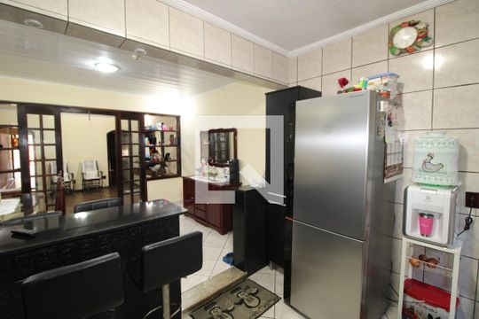 Sala / Cozinha de casa à venda com 4 quartos, 280m² em Vila Princesa Isabel, São Paulo