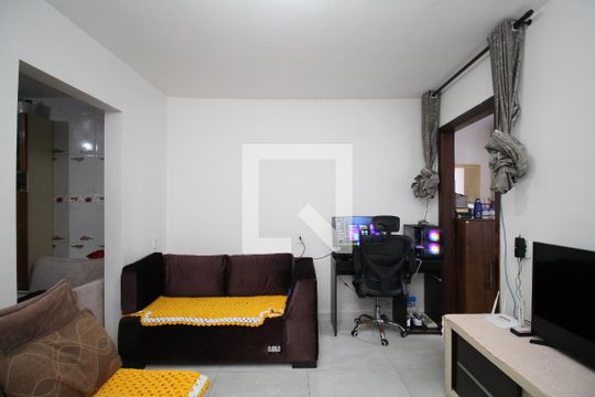 Casa para alugar com 1 quarto, 70m² em Jardim Vale das Virtudes, São Paulo
