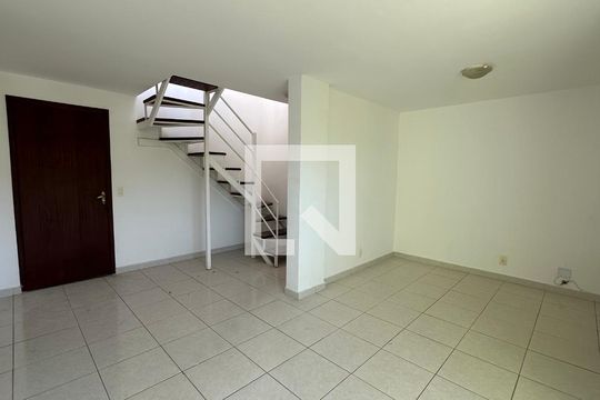 Sala de apartamento à venda com 3 quartos, 89m² em Vargem Pequena, Rio de Janeiro