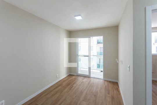 Sala de apartamento à venda com 2 quartos, 73m² em Imperial de São Cristóvão, Rio de Janeiro