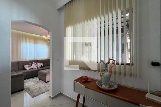Hall de casa à venda com 4 quartos, 400m² em A Definir Em Campo, Contagem