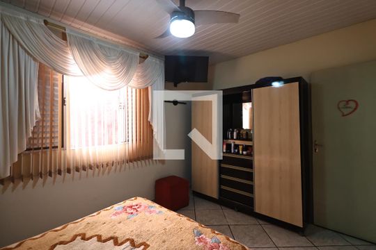 Quarto 1 de casa à venda com 2 quartos, 138m² em Vila Lucinda, Santo André