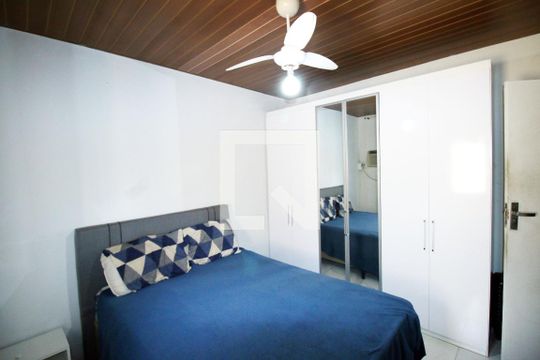 Quarto 1 de casa à venda com 2 quartos, 300m² em Vila Kosmos, Rio de Janeiro