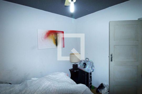 Quarto 1 de casa à venda com 2 quartos, 300m² em Vila Kosmos, Rio de Janeiro