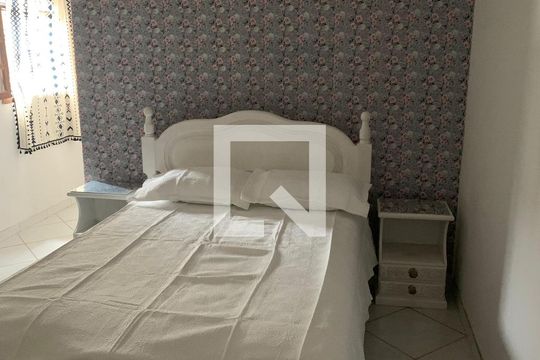 Quarto de casa para alugar com 4 quartos, 360m² em Caminho de Búzios, Cabo Frio