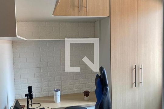 Quarto de casa para alugar com 3 quartos, 90m² em Vila Gea, São Paulo