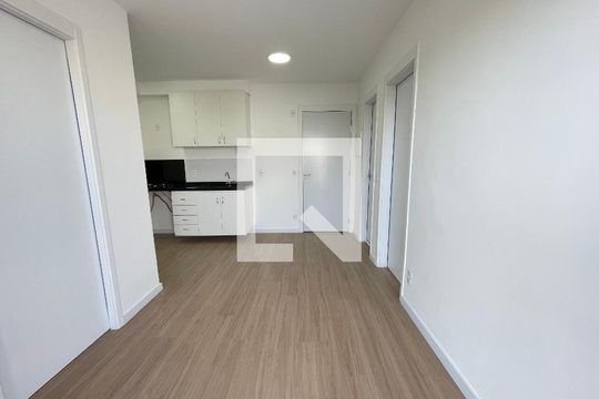 Sala  de apartamento à venda com 2 quartos, 40m² em Butantã, São Paulo