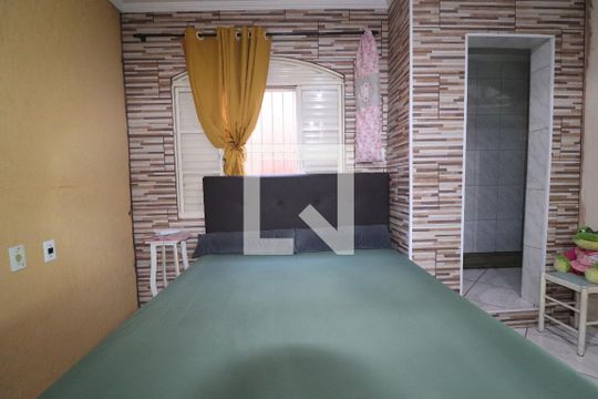 Suíte de casa à venda com 3 quartos, 300m² em Centreville, Santo André