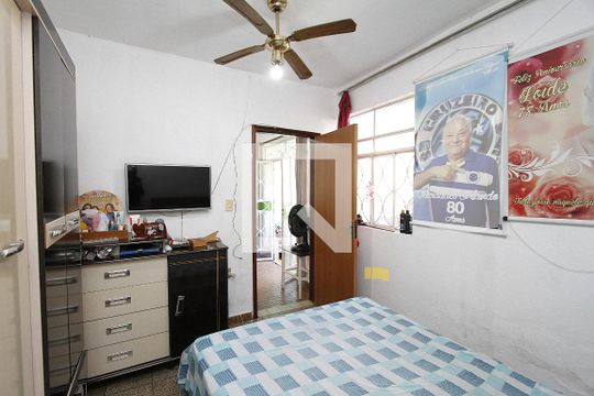 Quarto 1 de casa à venda com 6 quartos, 300m² em Das Indústrias Ii, Belo Horizonte