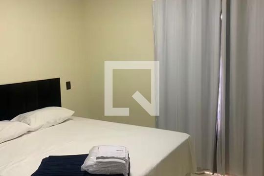 Quarto de apartamento para alugar com 1 quarto, 42m² em Jardim da Luz, Goiânia