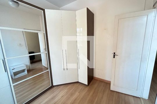 Quarto 1 de apartamento para alugar com 2 quartos, 65m² em Encantado, Rio de Janeiro