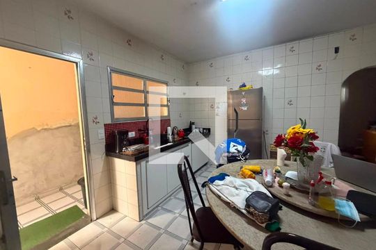 Cozinha de casa para alugar com 5 quartos, 360m² em Conjunto Habitacional Padre Jose de Anchieta, São Paulo