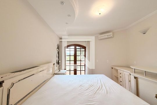 Suíte 1 de casa de condomínio à venda com 6 quartos, 483m² em Chácara Malota, Jundiaí