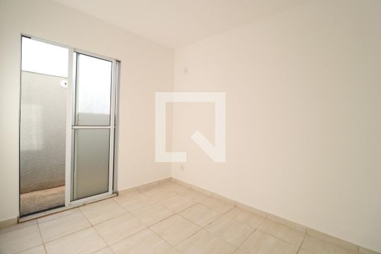 Quarto 1 de apartamento para alugar com 2 quartos, 50m² em Jardim Europa, Uberlândia