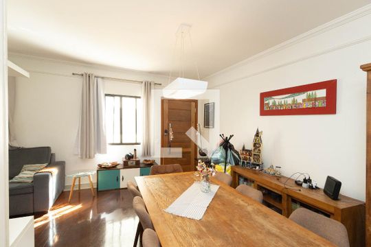 Sala  de casa de condomínio para alugar com 3 quartos, 200m² em Vila Mazzei, São Paulo