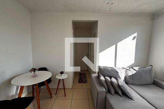 Apartamento para alugar com 2 quartos, 45m² em COHAB B, Gravataí