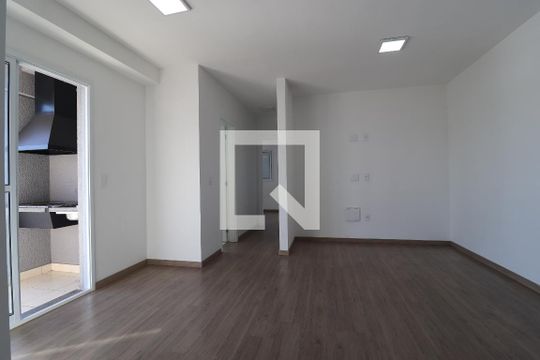Sala  de apartamento para alugar com 2 quartos, 59m² em Utinga, Santo André