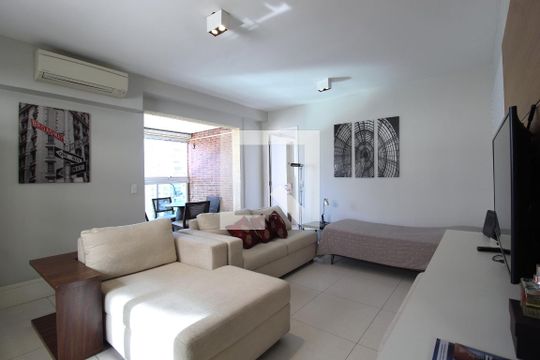 Sala/Cozinha de apartamento à venda com 1 quarto, 51m² em Itaim Bibi, São Paulo