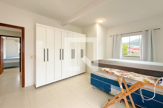 Quarto 1 de casa para alugar com 2 quartos, 110m² em Ingleses do Rio Vermelho, Florianópolis