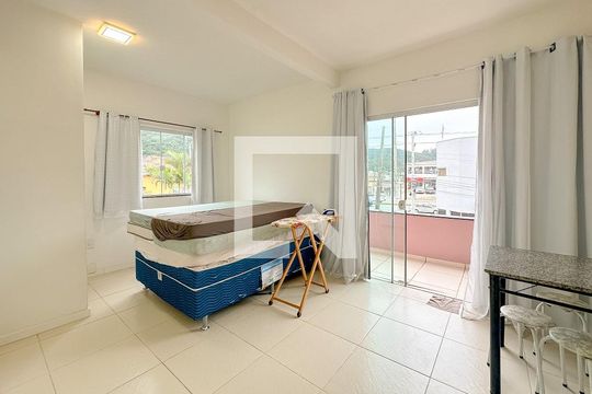 Quarto 1 de casa para alugar com 2 quartos, 110m² em Ingleses do Rio Vermelho, Florianópolis
