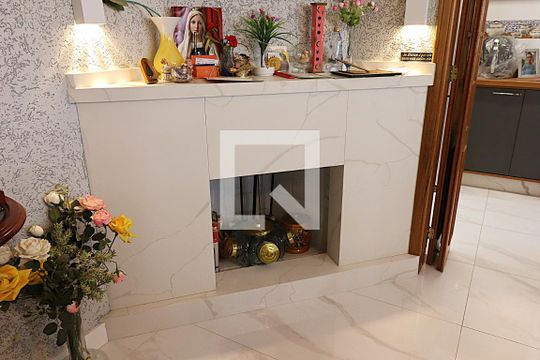 Sala de Jantar - Lareira de casa à venda com 5 quartos, 262m² em São Geraldo, Porto Alegre