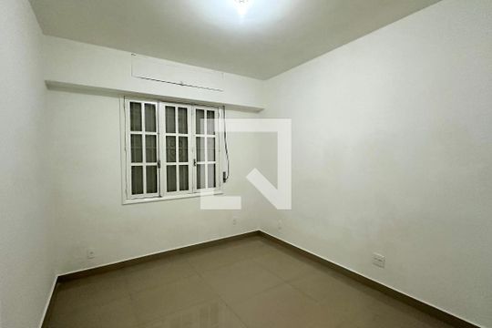 Apartamento para alugar com 4 quartos, 143m² em Copacabana, Rio de Janeiro