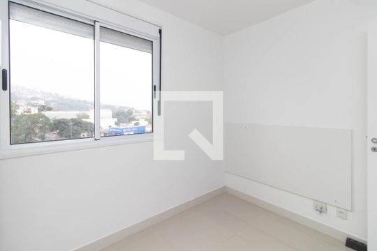Quarto 1 de apartamento para alugar com 2 quartos, 52m² em Cristal, Porto Alegre