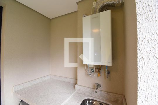 Sacada e Área de Serviço de apartamento à venda com 2 quartos, 62m² em Tingui, Curitiba