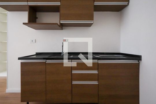 Studio de kitnet/studio à venda com 1 quarto, 30m² em Jardim Sabara, São Paulo