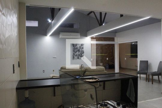 Casa para alugar com 3 quartos, 160m² em Anil, Rio de Janeiro