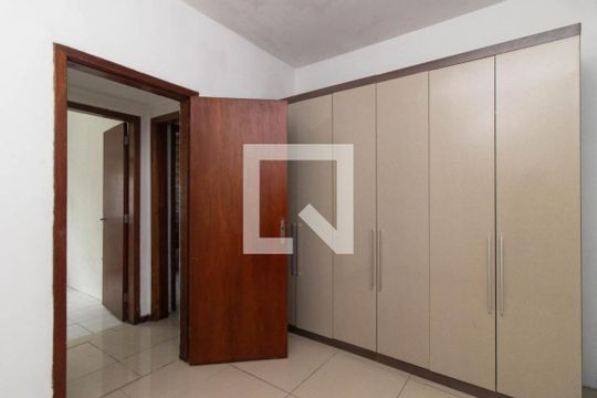 Quarto 2 de casa para alugar com 2 quartos, 100m² em Glória, Porto Alegre