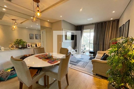 Apartamento à venda com 3 quartos, 77m² em Conjunto Promorar Raposo Tavares, São Paulo