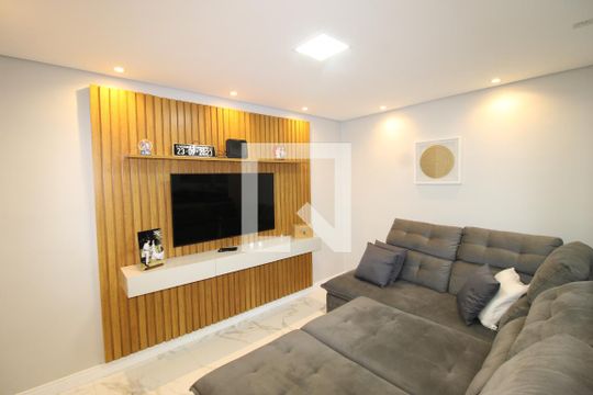 Casa à venda com 3 quartos, 315m² em Vila Verde, São Paulo