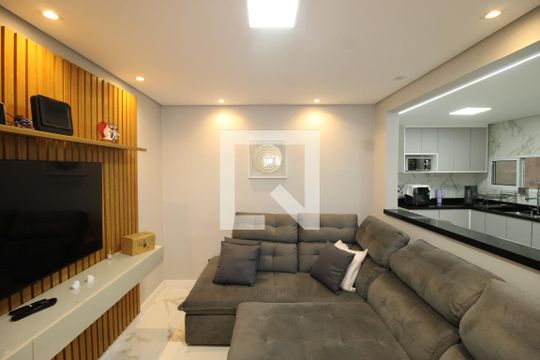 Casa à venda com 3 quartos, 315m² em Vila Verde, São Paulo
