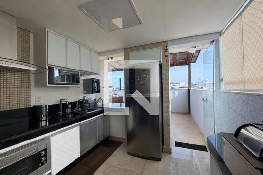 Cozinha de apartamento à venda com 3 quartos, 234m² em Dona Clara, Belo Horizonte
